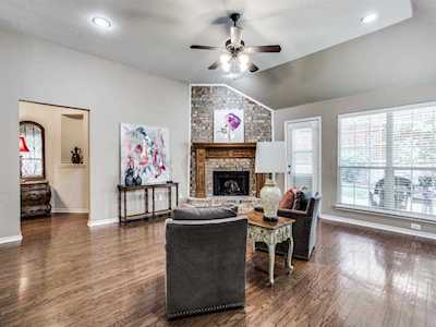 8304 La Quinta Lane Mckinney, TX 75070