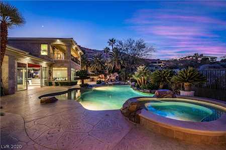 2556 Red Arrow Dr Las Vegas, NV 89135