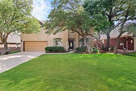 2306 Arnie LN Round Rock, TX 78664