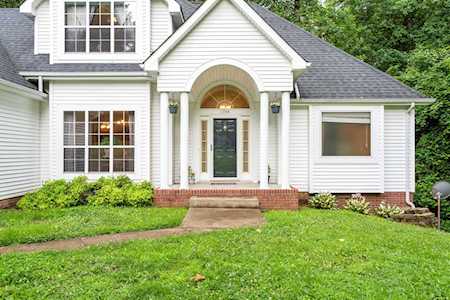 1744 Longbow Ct Clarksville, TN 37042