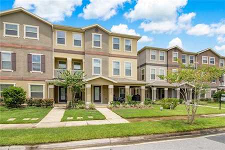 10029 Town Lake Dr Orlando, FL 32832