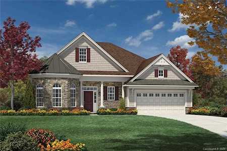14707 Crosswater Ln Charlotte, NC 28278