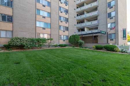 1025 Hancock St #9L Quincy, MA 02169