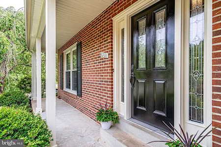 8201 Hensley Ct Alexandria, VA 22308