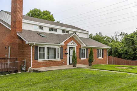 201 Vanderbilt Drive Lexington, KY 40517