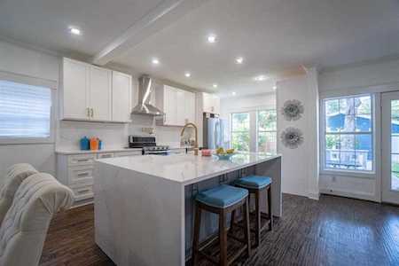 5500 Willis Avenue Dallas, TX 75206