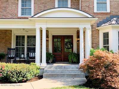 9005 Hurstwood Ct Louisville, KY 40222