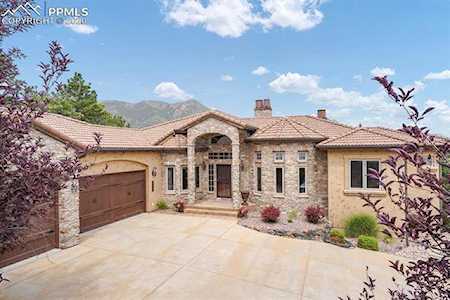 7504 Solitude Lane Colorado Springs, CO 80919
