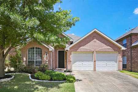 1011 Noble Avenue Lantana, TX 76226