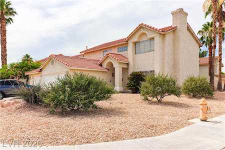 6576 Goldensun Ct Las Vegas, NV 89108