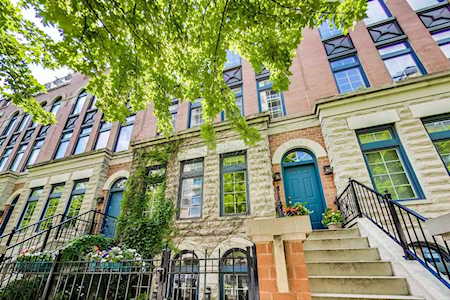353 W Superior St #A Chicago, IL 60654