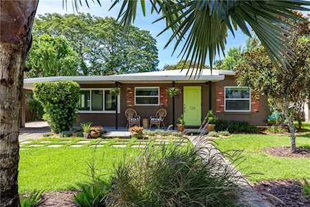 734 Carew Ave Orlando, FL 32804