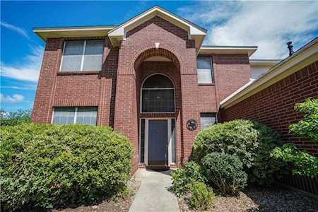 2611 Goldfinch Dr Cedar Park, TX 78613