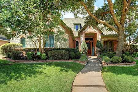 7809 Fairwest Court North Richland Hills, TX 76182