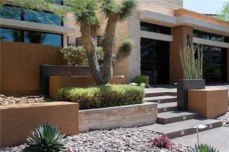 80 Glade Hollow Dr Las Vegas, NV 89135