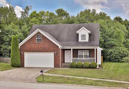 184 Lincoln Station Dr Simpsonville, KY 40067