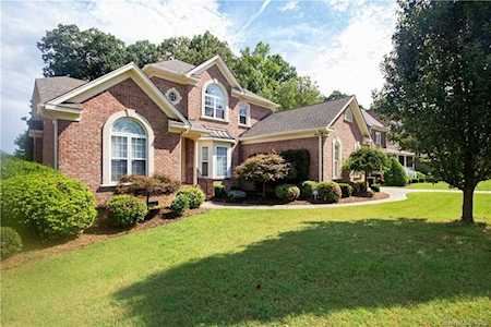 243 Fernbrook Dr Mooresville, NC 28117