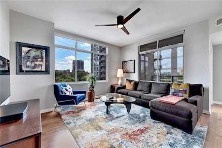 54 Rainey St #718 Austin, TX 78701