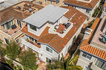 613 N Lucia Avenue #B Redondo Beach, CA 90277