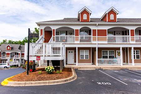 7100 Beargrass Run Pl #200 Louisville, KY 40220