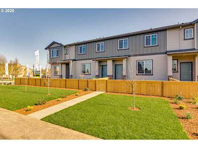 2209 NE Four Seasons Ln #114 Vancouver, WA 98684