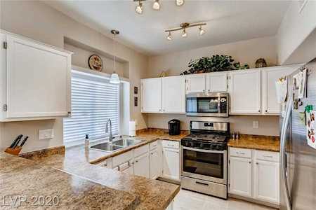 6804 Indian Chief Dr #101 Las Vegas, NV 89130