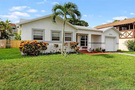 8302 SW 20th St North Lauderdale, FL 33068