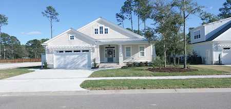 1018 Softwind Way Southport, NC 28461