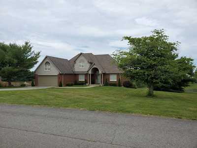 112 Royalty Dr Lancaster, KY 40444