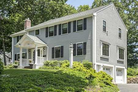4 Westview Circle Hingham, MA 02043
