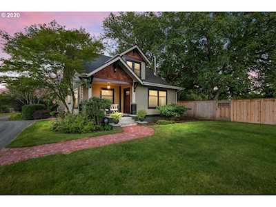 407 SE Everett Rd Camas, WA 98607