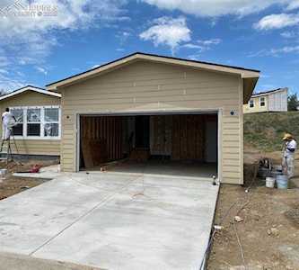 4467 Kingfisher Point Colorado Springs, CO 80922