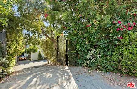 137 S Burlingame Avenue Los Angeles, CA 90049