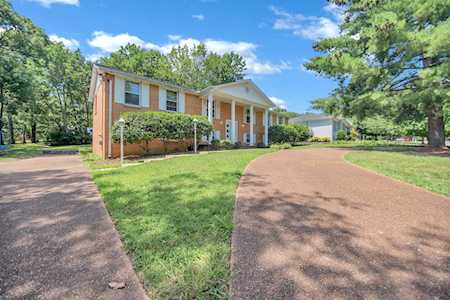 809 Highland Crest Dr Nashville, TN 37205