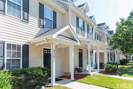 910 Savin Landing Knightdale, NC 27545