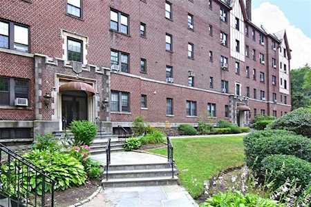 622 Pelhamdale Avenue #37 Pelham, NY 10803