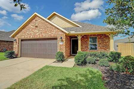 8135 Oxbow Manor Ln Cypress, TX 77433