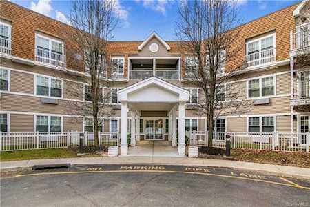 315 Sutton Drive #315 Mount Kisco, NY 10549