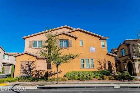 11332 Belmont Lake Dr #104 Las Vegas, NV 89135