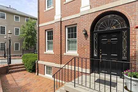 33 Main Street #00 Boston, MA 02129