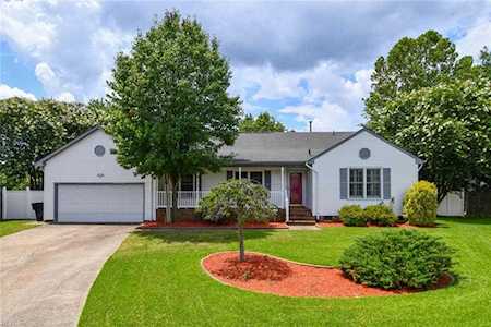 5201 Hiwassee Circle Virginia Beach, VA 23464