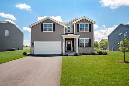 545 Colchester Dr Oswego, IL 60543
