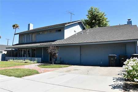 2600 E Dorothy Drive Orange, CA 92869