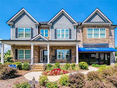 121 Madison St Holly Springs, GA 30115