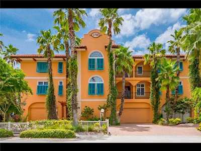 1704 Gulf Dr N #B Bradenton Beach, FL 34217