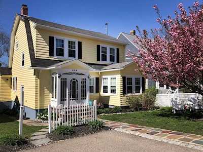 209 Beech Street Boston, MA 02131
