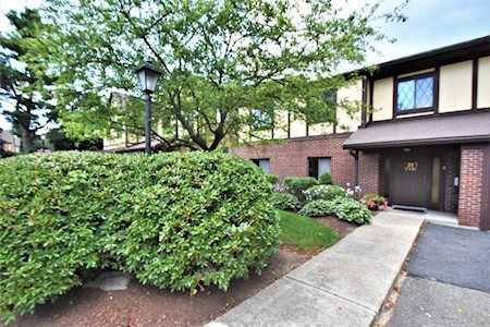 21 Rainbow Pond Dr #D2 Walpole, MA 02081