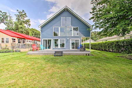 50705 E Indiana Lake Road Bristol, IN 46507