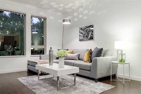 119 W 22nd Street #227 North Vancouver, BC V7M 0B4