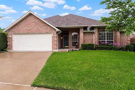 6732 Lucas Lane North Richland Hills, TX 76182